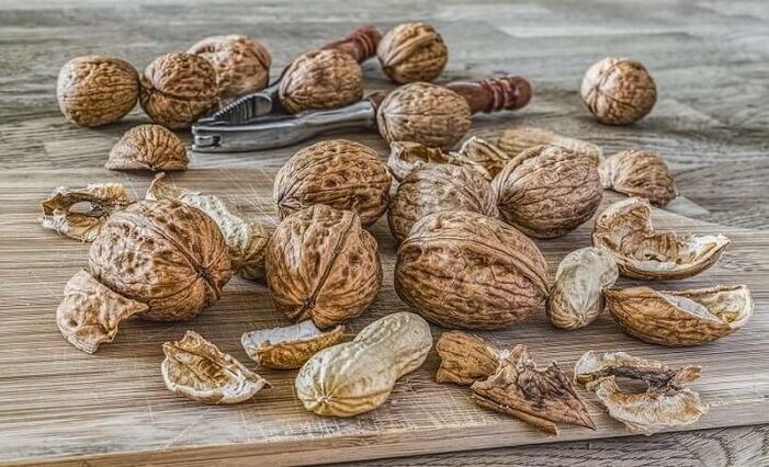 Vários nozes para a saúde masculina